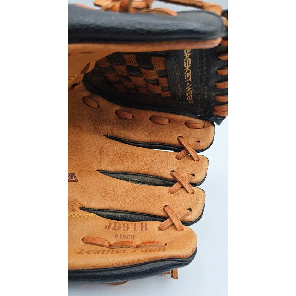 Rawlings 9 inch‎ JD9TB Youth gloves